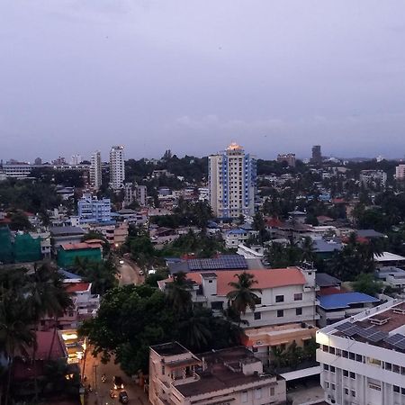 'Savitham' City View Flat In Trivandrum Thiruvananthapuram Exterior photo